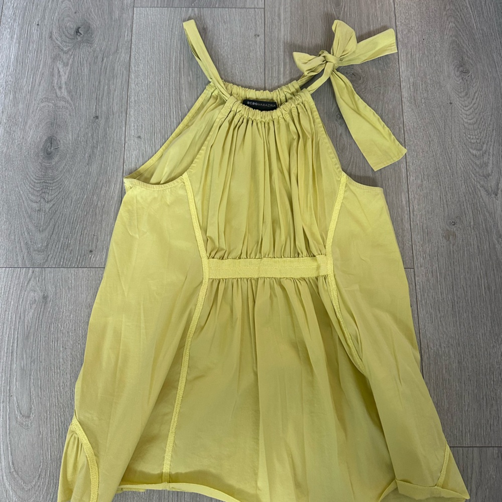 BCBGMaxAzria Yellow Ruched Top - Picture 1 of 4
